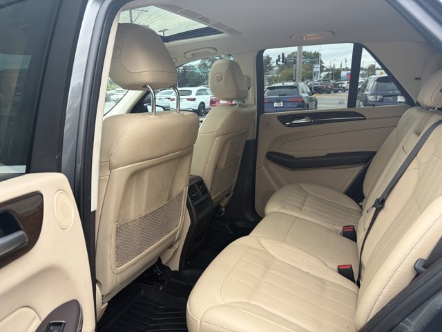 Used 2017 Mercedes-Benz GLE 350 4MATIC image 4