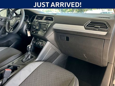 Used 2020 Volkswagen Tiguan S image 26