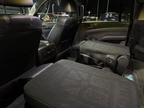 Used 2017 GMC Yukon XL SLT image 5