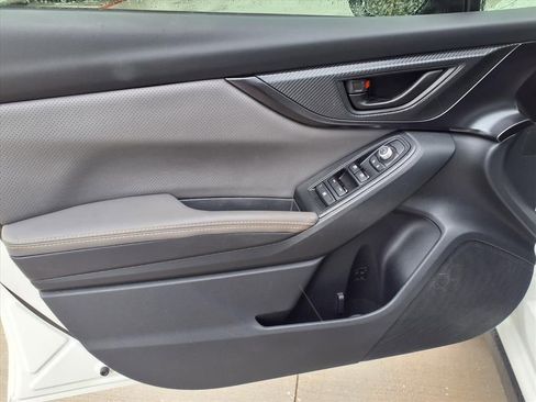 Used 2022 Subaru Crosstrek 2.5i Sport w/ Popular Package #3 image 11