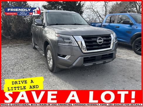 Used 2024 Nissan Armada SV image 2