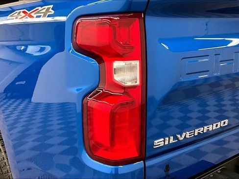 Used 2024 Chevrolet Silverado 1500 RST w/ Protection Package AWD/4WD image 35