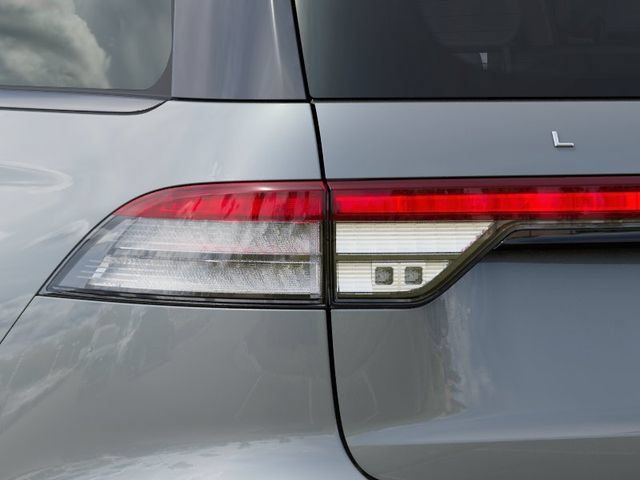 New 2027 Lincoln Aviator Reserve AWD/4WD image 23