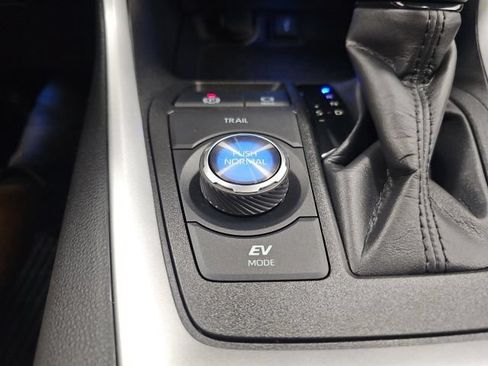 Used 2022 Toyota RAV4 XSE w/ XSE Grade Weather Package AWD/4WD image 23
