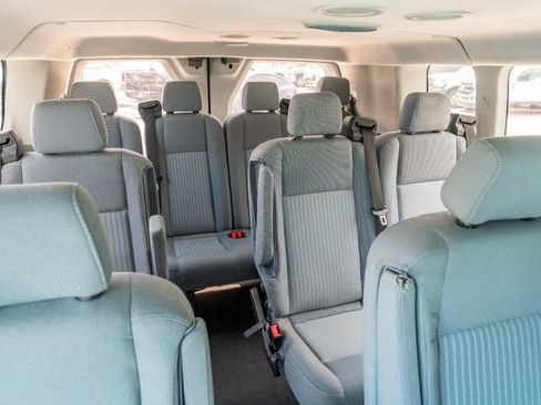 Used 2015 Ford Transit 350 XLT image 35