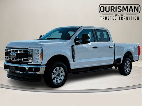 Used 2024 Ford F250 XLT image 2