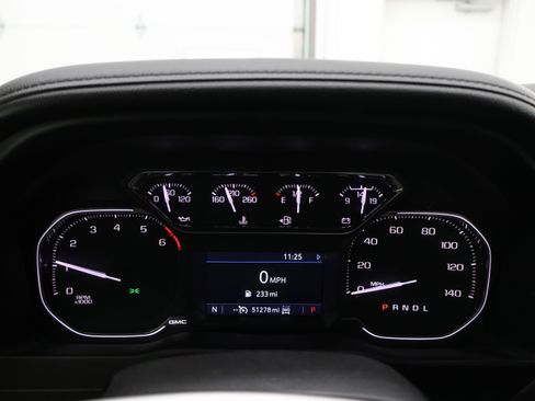 Used 2022 GMC Sierra 2500 SLE w/ SLE Value Package; AWD/4WD image 10