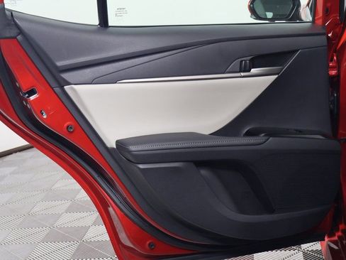 Used 2025 Toyota Camry XLE image 13