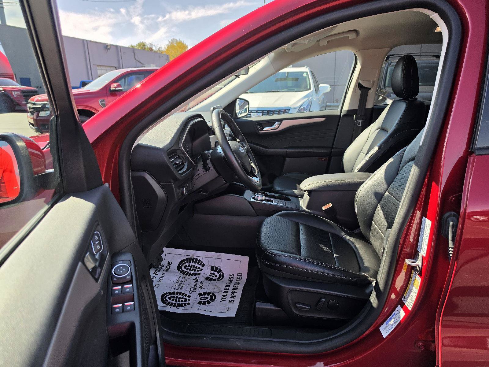 Used 2022 Ford Escape SEL AWD/4WD image 10