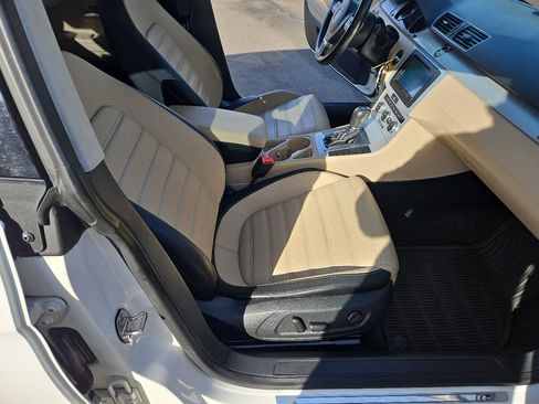 Used 2014 Volkswagen CC R-Line image 15