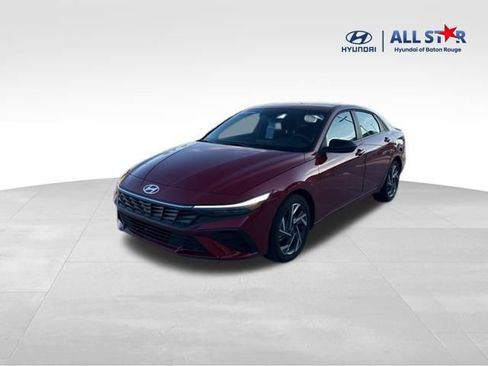 Certified 2025 Hyundai Elantra Sport image 1