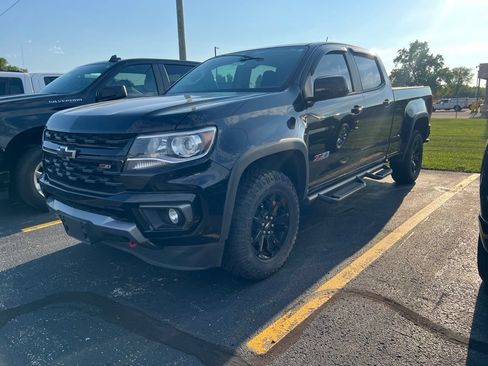 Used 2022 Chevrolet Colorado Z71 w/ Z71 Midnight Edition AWD/4WD image 1