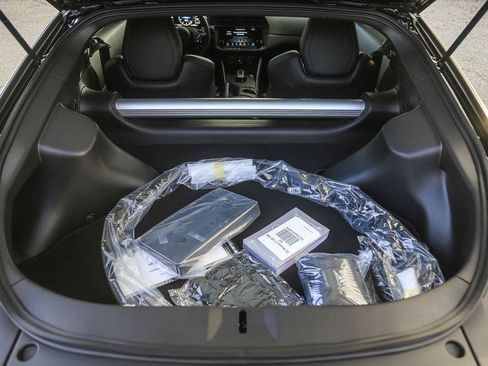 New 2026 Nissan Z Performance w/ Floor Mat Package image 12