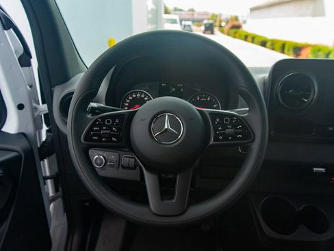 Used 2024 Mercedes-Benz Sprinter 144 Cargo image 38