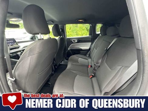 Used 2024 Jeep Compass Sport AWD/4WD image 21