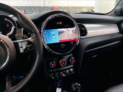 Used 2024 MINI Cooper S image 9