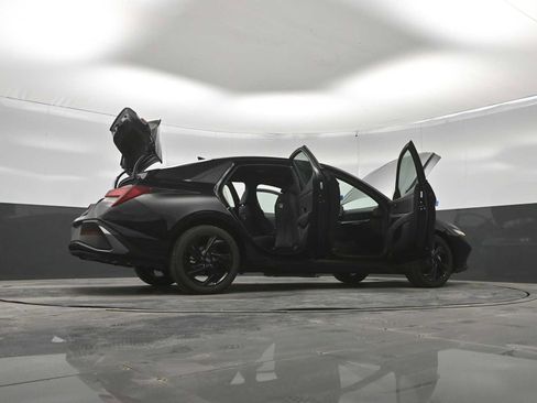 New 2026 Hyundai Elantra SEL Sport FWD image 48