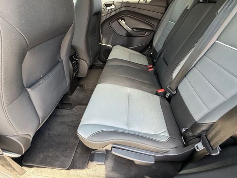 Used 2014 Ford Escape SE w/ Equipment Group 201A FWD image 13