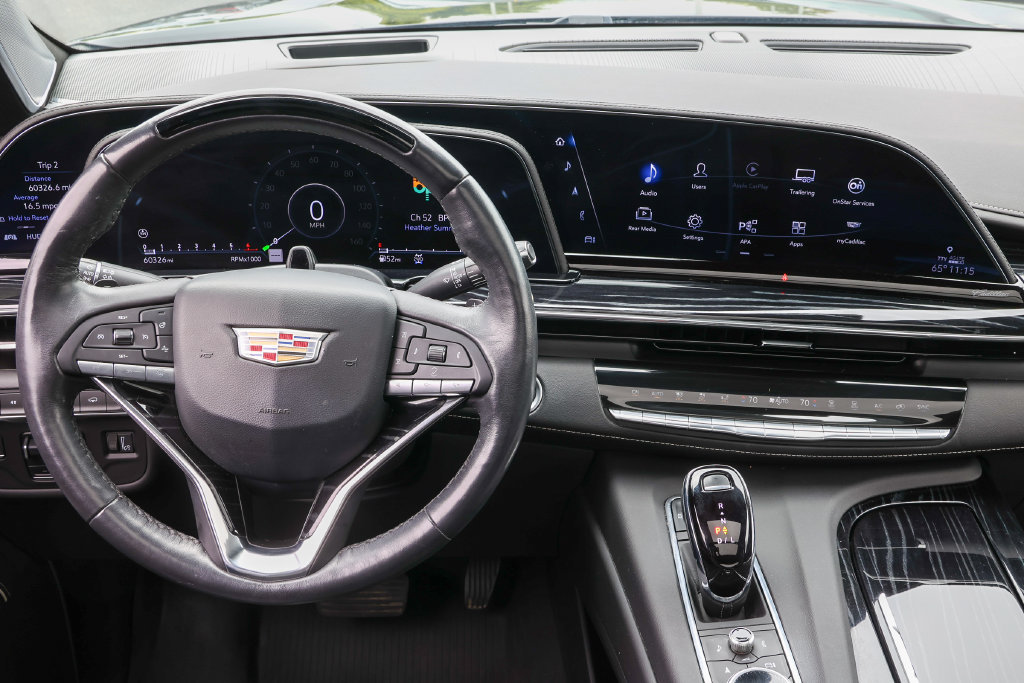 Used 2023 Cadillac Escalade Sport w/ LPO, ONYX Package AWD/4WD image 9