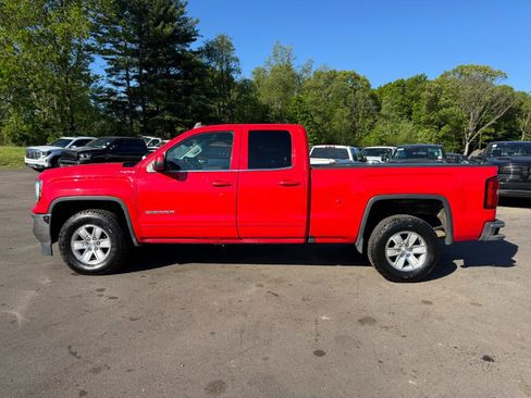 Used 2017 GMC Sierra 1500 SLE AWD/4WD image 2