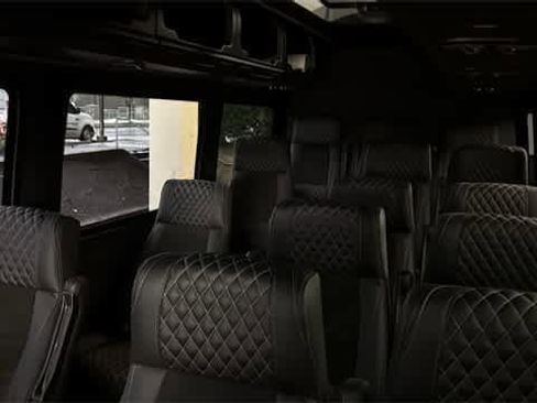 Used 2023 Mercedes-Benz Sprinter 3500 image 19