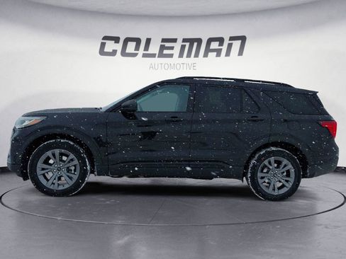 New 2026 Ford Explorer Active w/ Active Comfort Package image 2