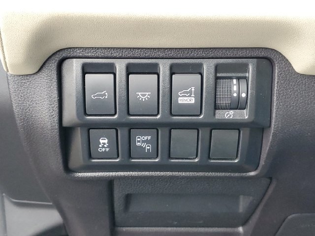 Used 2020 Subaru Ascent Limited AWD/4WD image 17