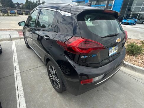 Used 2020 Chevrolet Bolt Premier w/ Infotainment Package FWD image 6