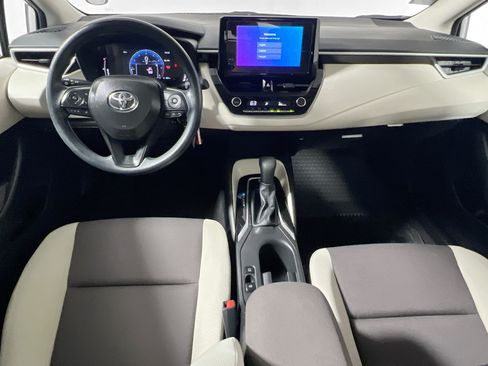 Used 2026 Toyota Corolla LE FWD image 28