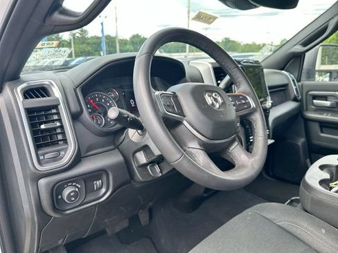 Used 2025 RAM 2500 Big Horn AWD/4WD image 12