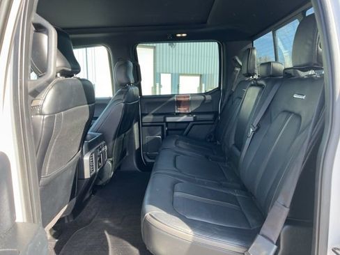 Used 2016 Ford F150 Platinum w/ Equipment Group 701A Luxury image 4