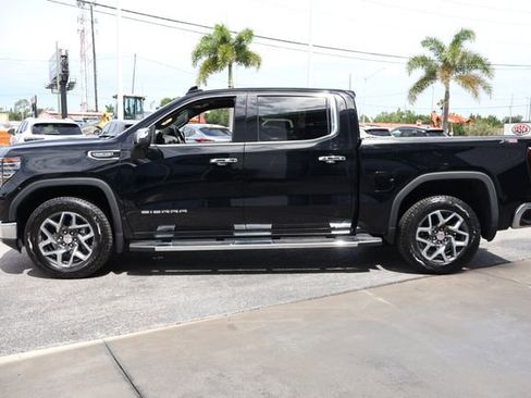 Used 2024 GMC Sierra 1500 SLT w/ SLT Premium Plus Package AWD/4WD image 5