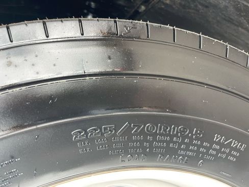 Used 2024 Chevrolet Low Cab Forward image 33