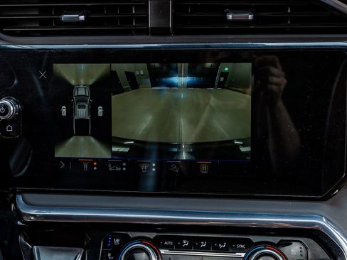 Used 2024 GMC Sierra 1500 Denali Ultimate image 25