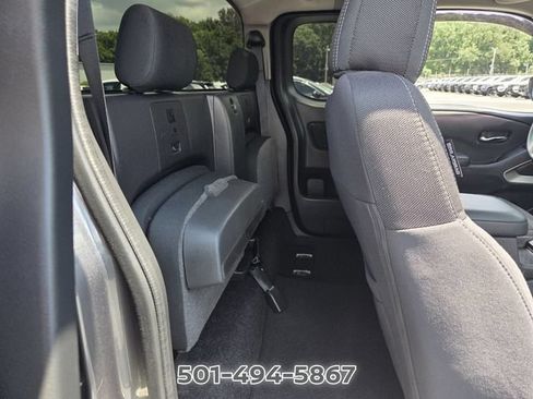 Certified 2024 Nissan Frontier SV w/ Technology Package AWD/4WD image 16