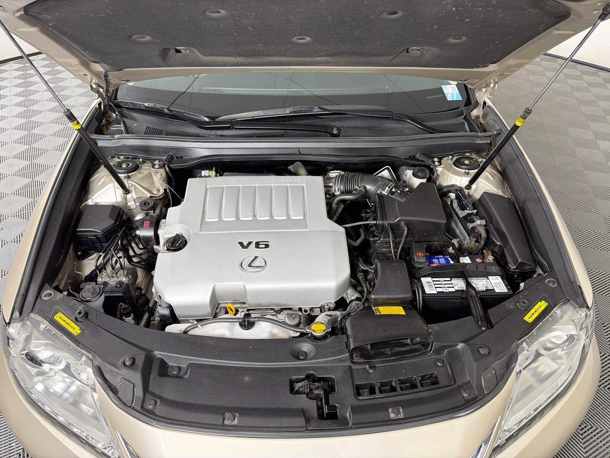 Used 2014 Lexus ES 350 w/ Luxury Package FWD image 35