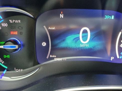 Used 2023 Chrysler Pacifica Pinnacle image 11