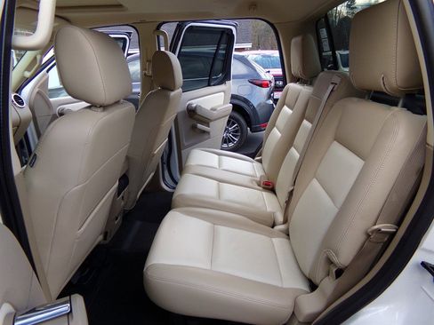 Used 2008 Ford Explorer Sport Trac Limited image 53
