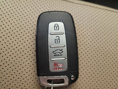 Used 2015 Hyundai Elantra GT w/ Option Group 03 FWD image 32