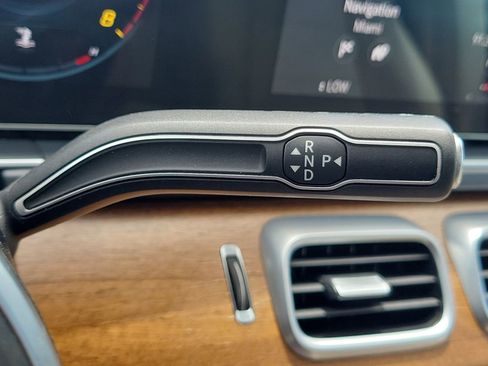 Certified 2022 Mercedes-Benz GLE 350 image 29