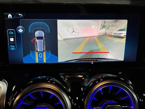 New 2026 Mercedes-Benz GLB 250 4MATIC image 43