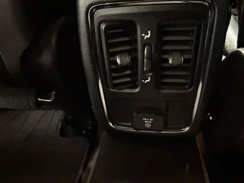Used 2017 Jeep Grand Cherokee Altitude AWD/4WD image 26