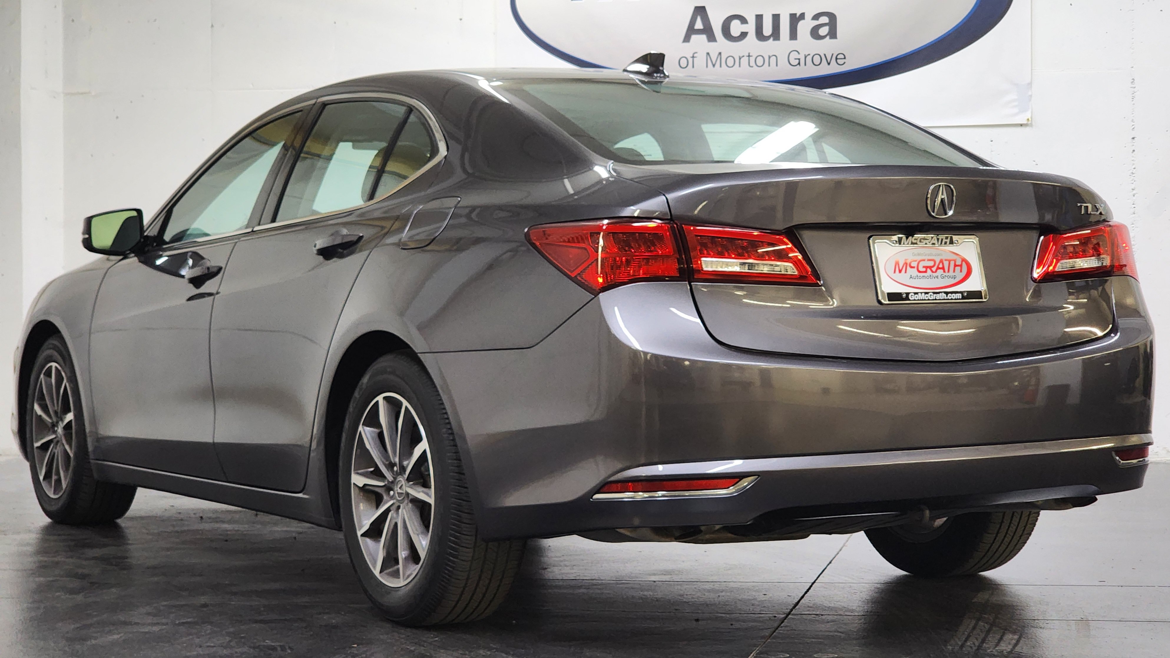 Used 2019 Acura TLX FWD image 10