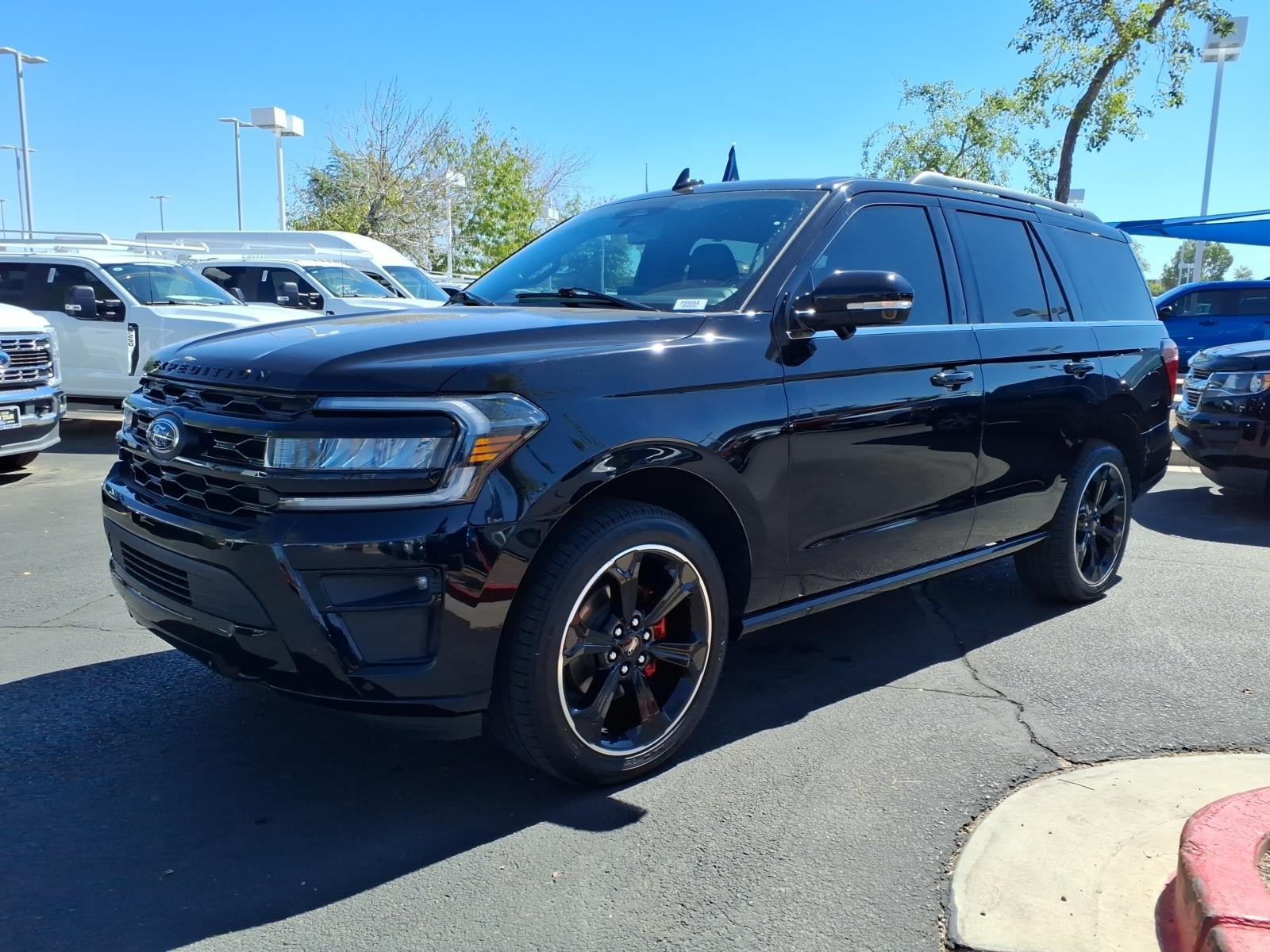 Certified 2023 Ford Expedition Limited AWD/4WD image 8