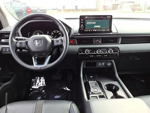 Used 2025 Honda Pilot EX-L image 22