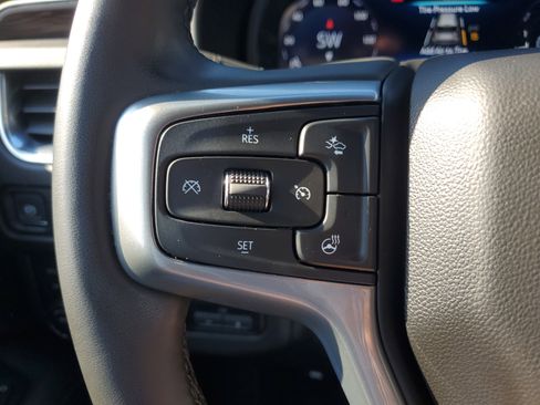 Used 2023 Chevrolet Tahoe Z71 w/ Luxury Package image 24