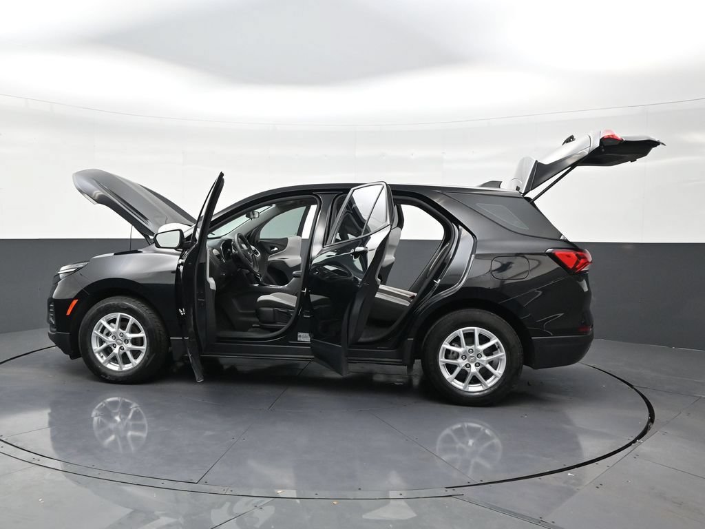 Used 2024 Chevrolet Equinox LS FWD image 27