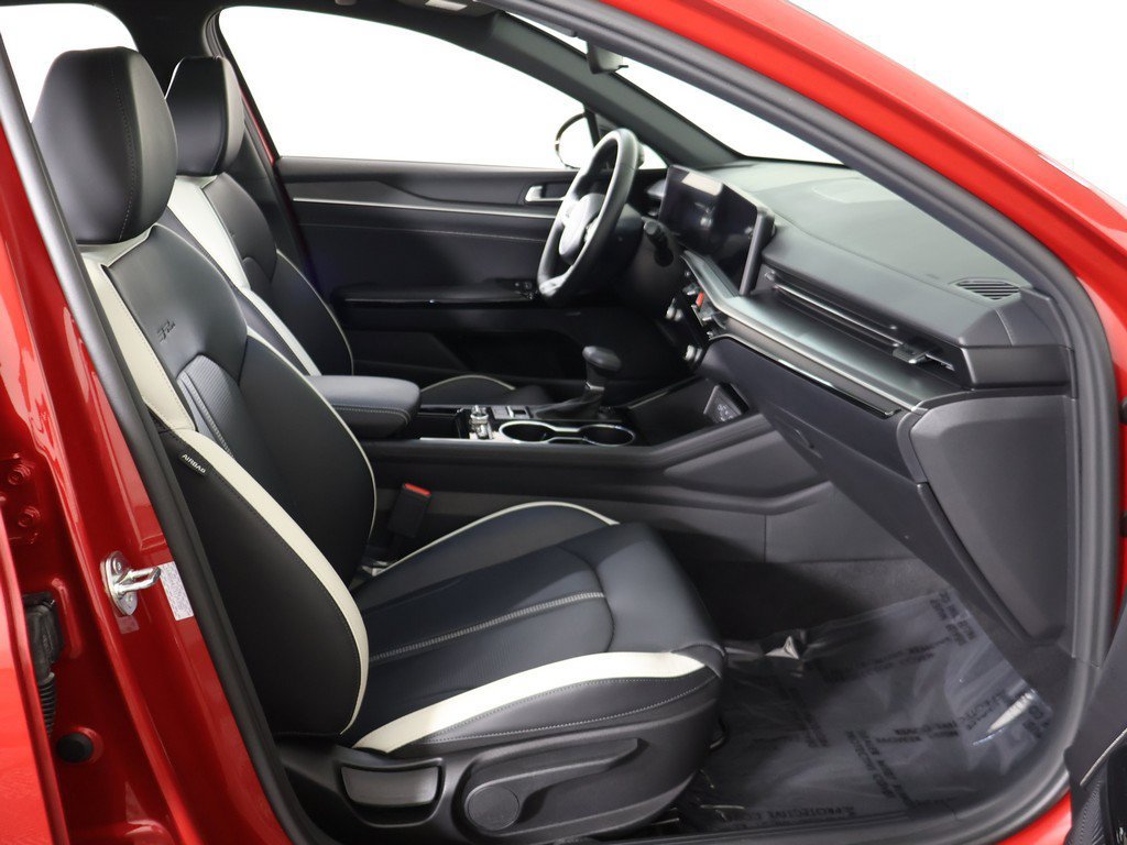 Used 2026 Kia K5 GT-Line w/ GT-Line Premium Package FWD image 32