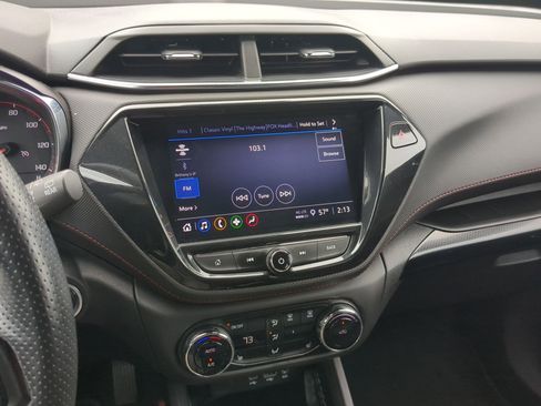 Used 2023 Chevrolet TrailBlazer RS w/ Convenience Package FWD image 14