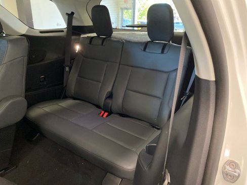 New 2025 Ford Explorer Active w/ Active Comfort Package image 12